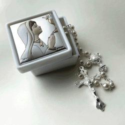 Brnerosenkrans med eukaristien (pige)