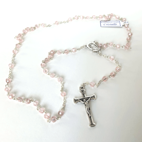 Rosenkrans med sm� perler af rosa krystal