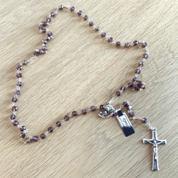 Italiensk rosenkrans af krystal (flere farver)