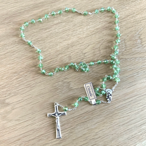 Italiensk rosenkrans af krystal (flere farver)