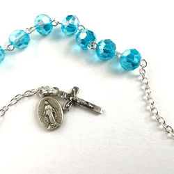 Slvarmbnd med perler i gte krystal