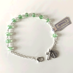 Armbnd med glasperler, kors og mariamedaljon